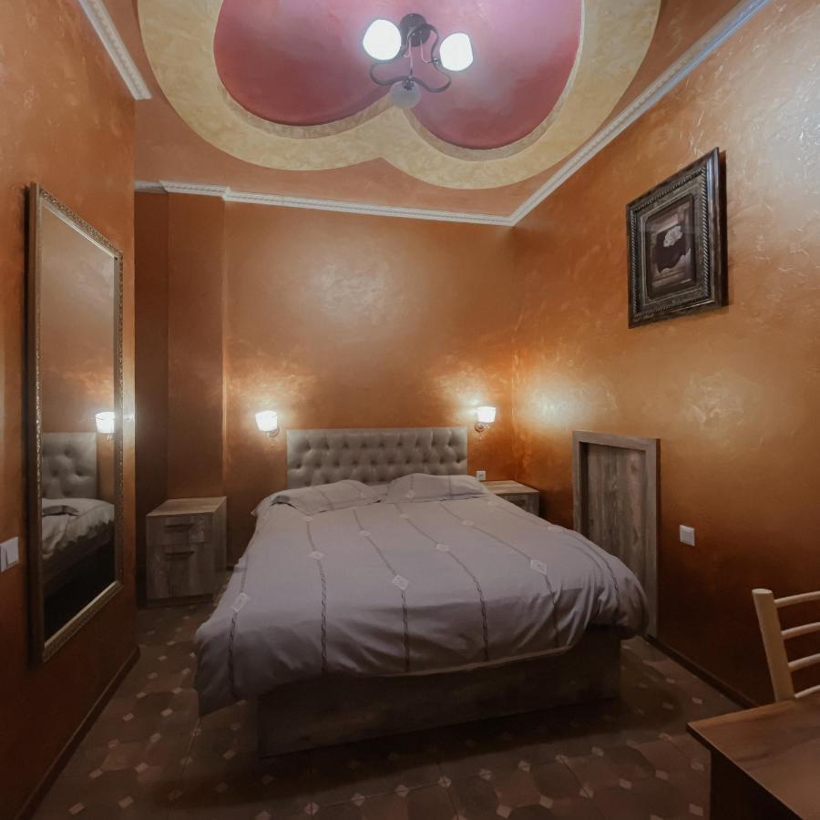 Galeon Hotel Biškek Exteriér fotografie