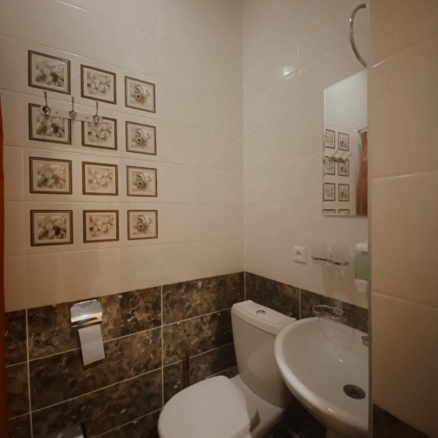 Galeon Hotel Biškek Exteriér fotografie
